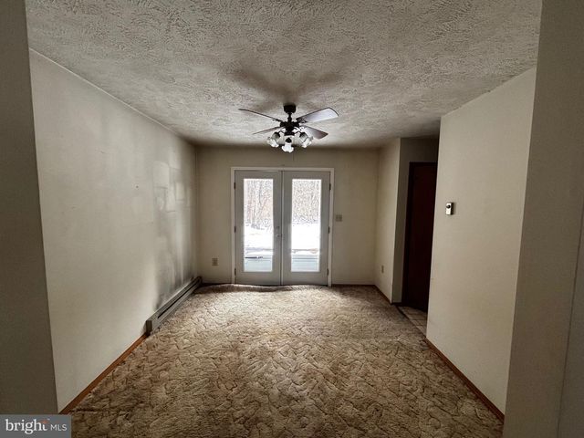 224 DITTO FARM, Falling Waters, WV 25419