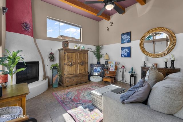 512 Post Way, Tubac, AZ 85646