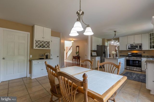 1 SALINA CT, Hockessin, DE 19707