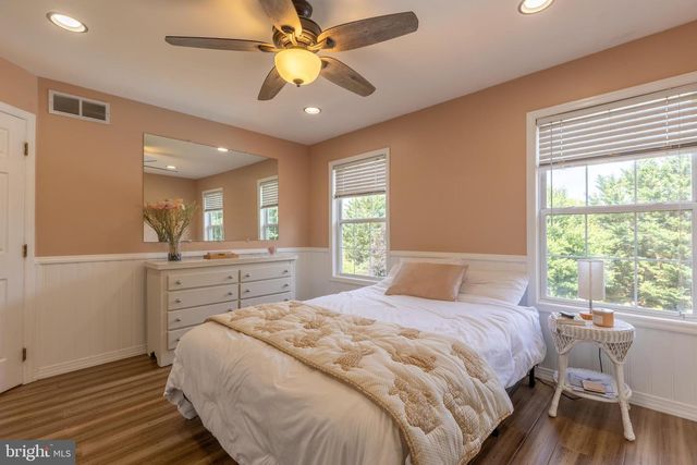 1 SALINA CT, Hockessin, DE 19707