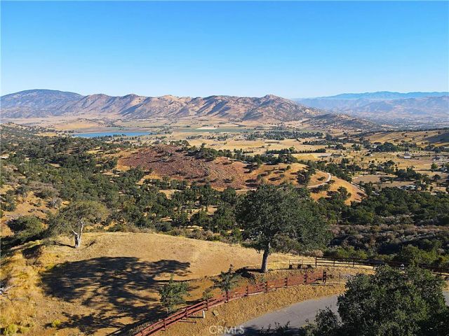 0 Zurich, Tehachapi, CA 93561
