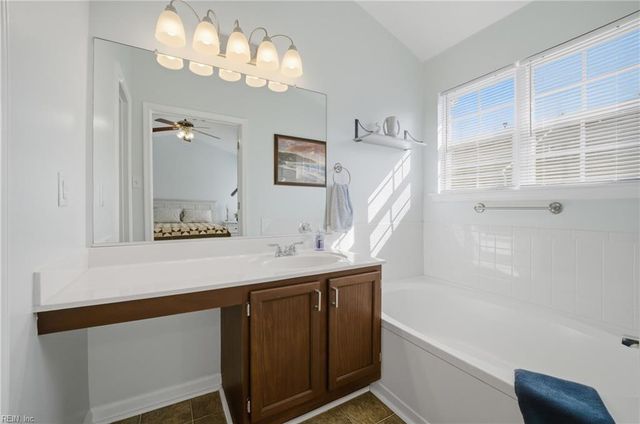 607 Caboose CT, Chesapeake, VA 23320