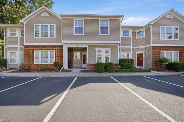 607 Caboose CT, Chesapeake, VA 23320