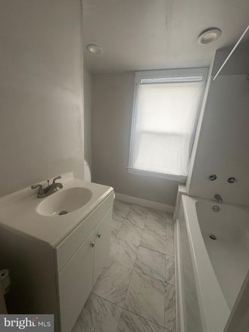 941 E CHASE ST, Baltimore, MD 21202