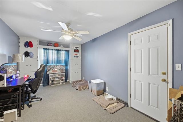 11301 Spring Valley Road, Kansas City, MO 64134