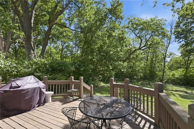 11301 Spring Valley Road, Kansas City, MO 64134
