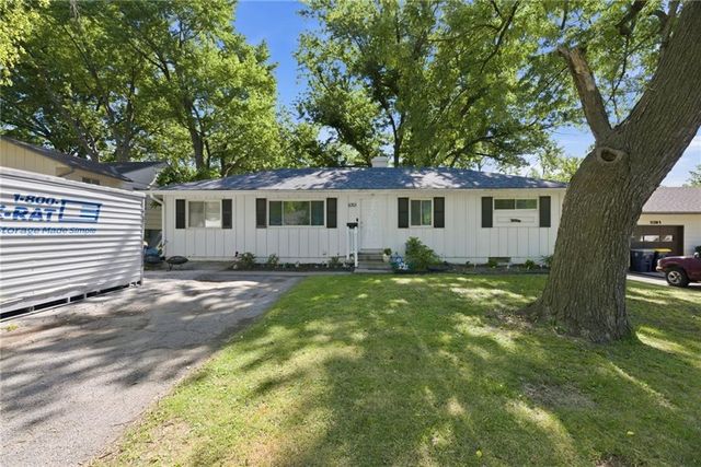 11301 Spring Valley Road, Kansas City, MO 64134
