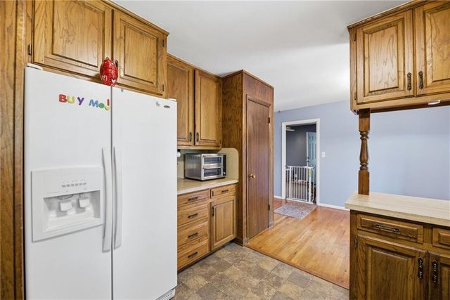 11301 Spring Valley Road, Kansas City, MO 64134