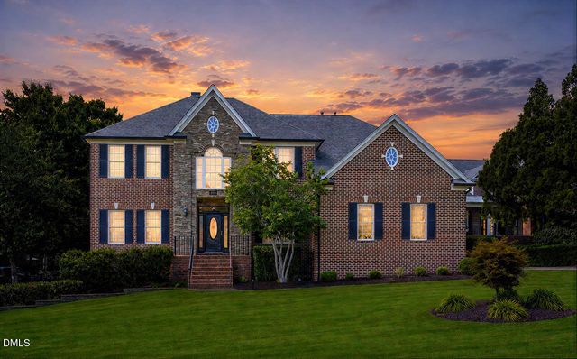 2721 Stratford Hall Drive, Raleigh, NC 27614