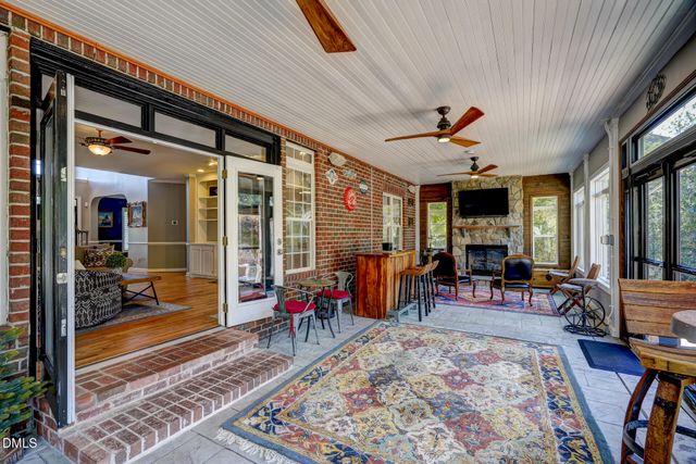 2721 Stratford Hall Drive, Raleigh, NC 27614