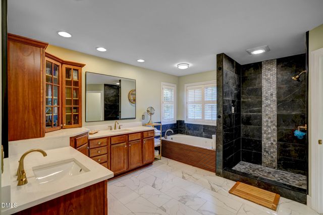 2721 Stratford Hall Drive, Raleigh, NC 27614