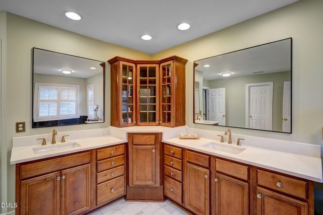 2721 Stratford Hall Drive, Raleigh, NC 27614