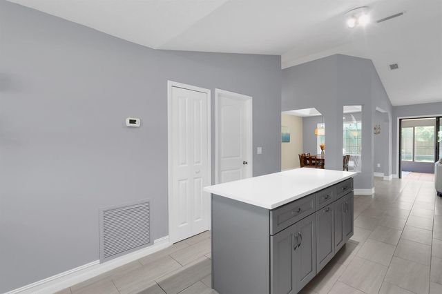 843 Vocelle Avenue, Sebastian, FL 32958