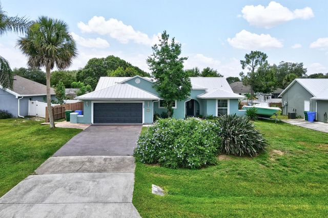 843 Vocelle Avenue, Sebastian, FL 32958