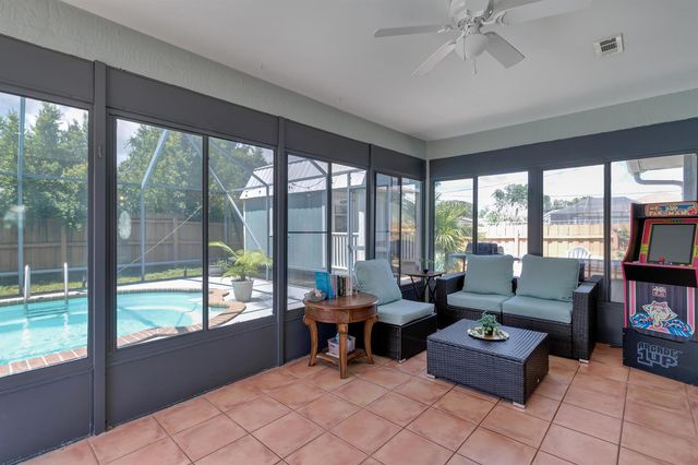 843 Vocelle Avenue, Sebastian, FL 32958