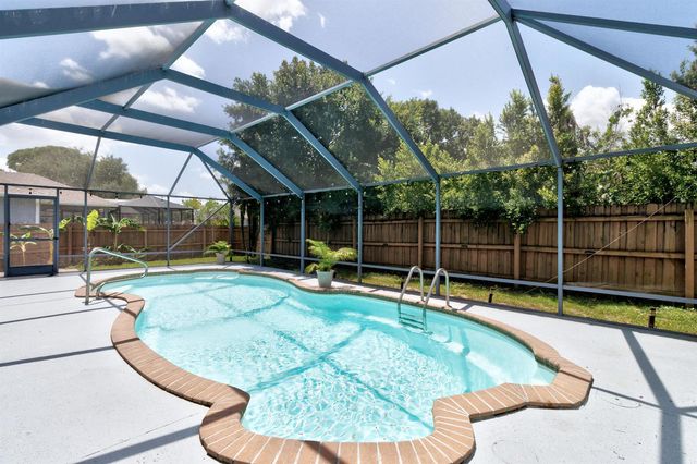 843 Vocelle Avenue, Sebastian, FL 32958