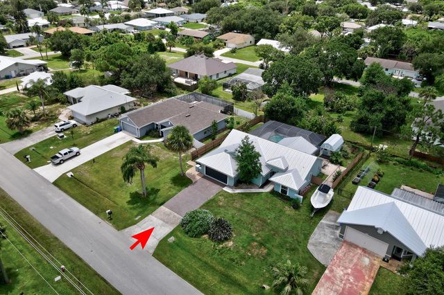 843 Vocelle Avenue, Sebastian, FL 32958