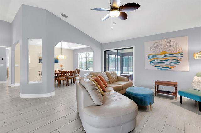 843 Vocelle Avenue, Sebastian, FL 32958