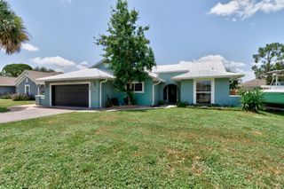 843 Vocelle Avenue, Sebastian, FL 32958