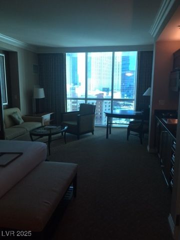 135 East Harmon Avenue 219, Las Vegas, NV 89109