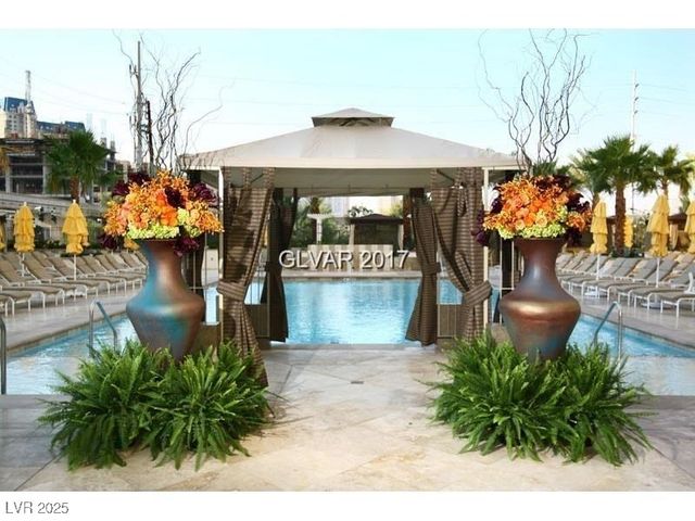 135 East Harmon Avenue 219, Las Vegas, NV 89109