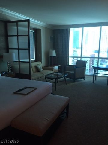 135 East Harmon Avenue 219, Las Vegas, NV 89109