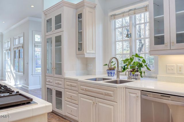 100 Sundance Place, Chapel Hill, NC 27514