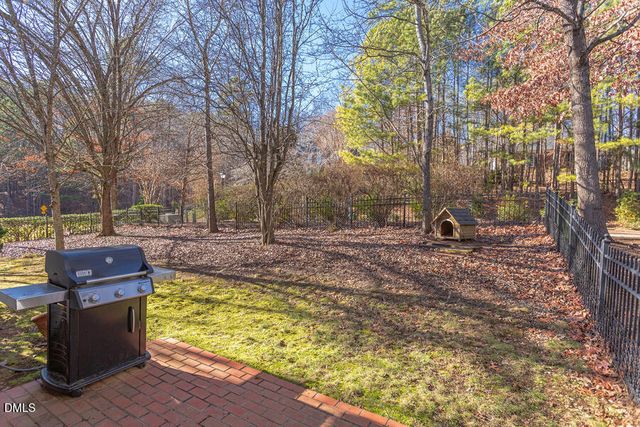 100 Sundance Place, Chapel Hill, NC 27514