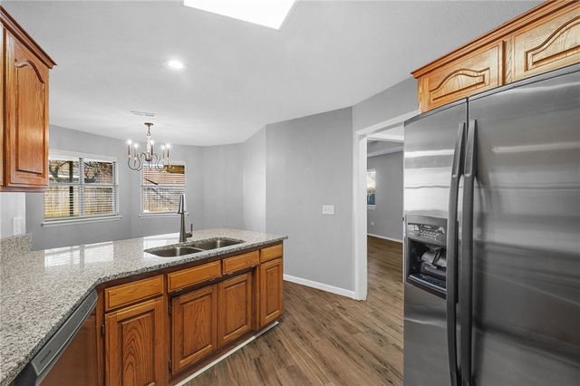 124 Bluff Drive, Lowell, AR 72745