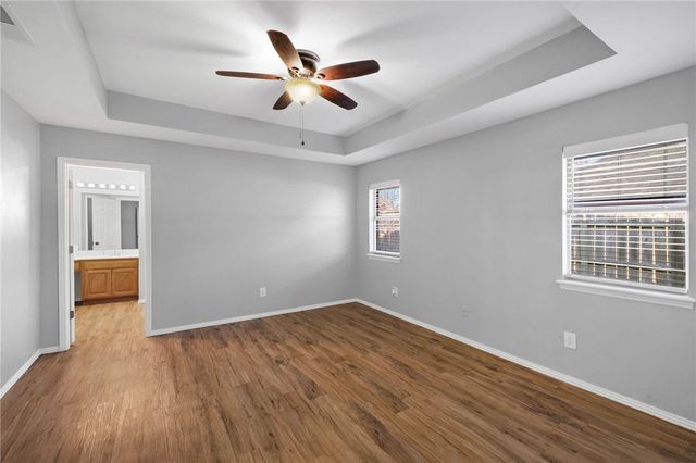 124 Bluff Drive, Lowell, AR 72745