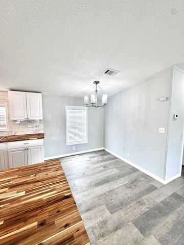 1067 Palm Court, Okeechobee, FL 34974