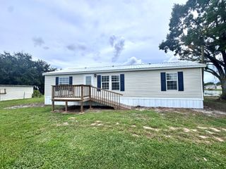 1067 Palm Court, Okeechobee, FL 34974