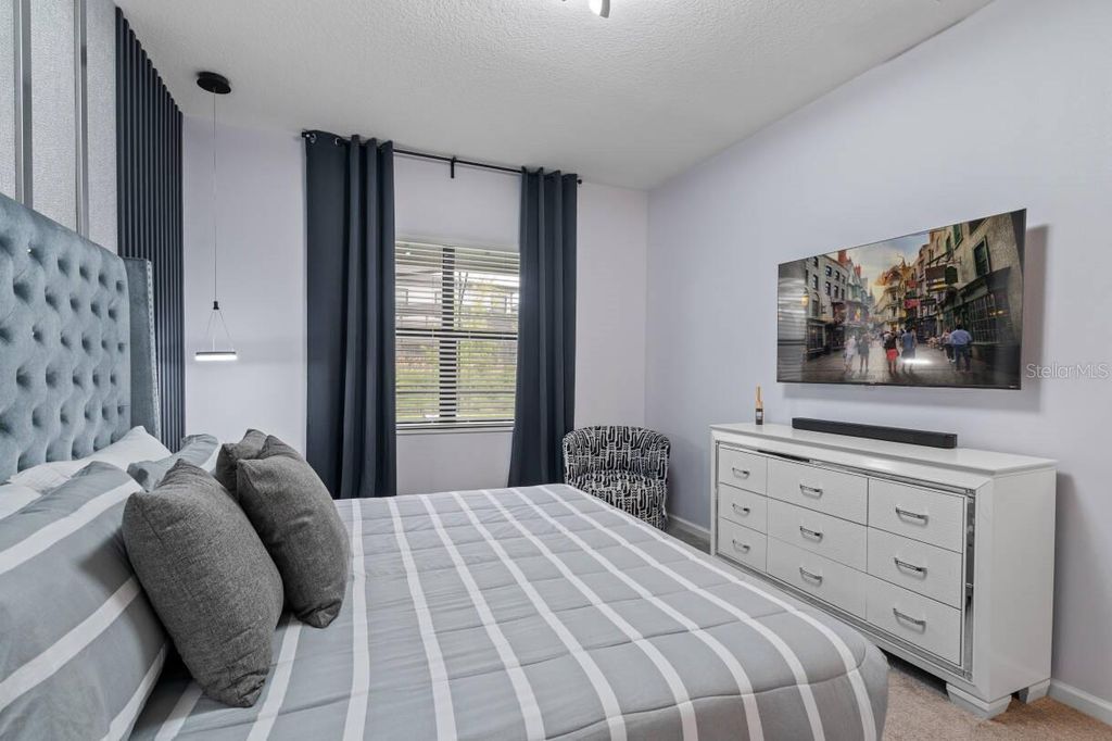 Image 30 of property listing at 5948 HIGH SEAS DRIVE, Orlando, FL 32821