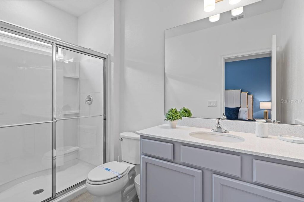 Image 38 of property listing at 5948 HIGH SEAS DRIVE, Orlando, FL 32821