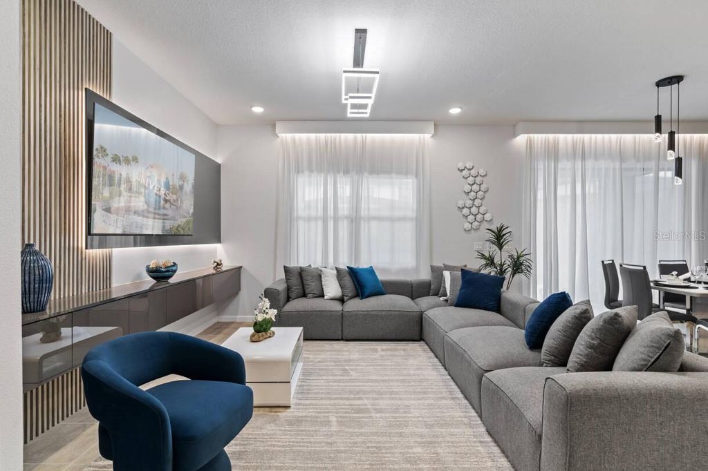 Image 8 of property listing at 5948 HIGH SEAS DRIVE, Orlando, FL 32821