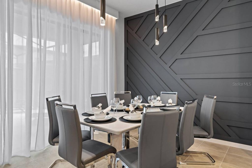 Image 10 of property listing at 5948 HIGH SEAS DRIVE, Orlando, FL 32821