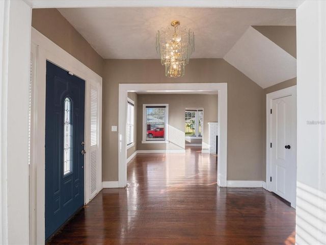 500 53RD STREET S, St Petersburg, FL 33707