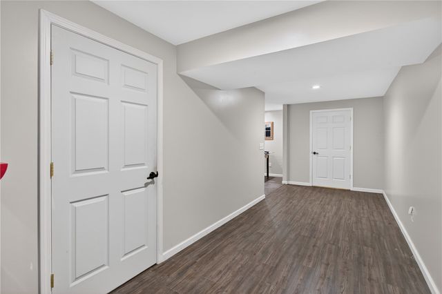 136 Loran Pointe Circle, Seneca, SC 29672