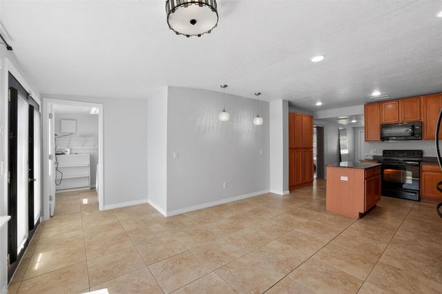 3240 APFEL ROAD, Wesley Chapel, FL 33543