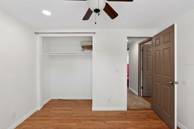 3240 APFEL ROAD, Wesley Chapel, FL 33543