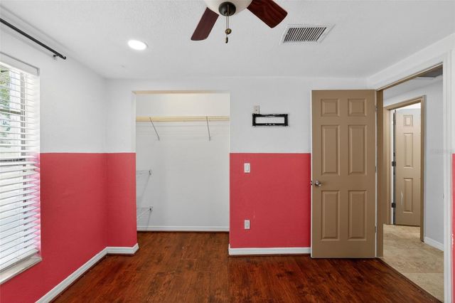 3240 APFEL ROAD, Wesley Chapel, FL 33543