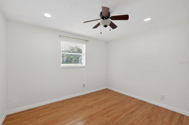 3240 APFEL ROAD, Wesley Chapel, FL 33543