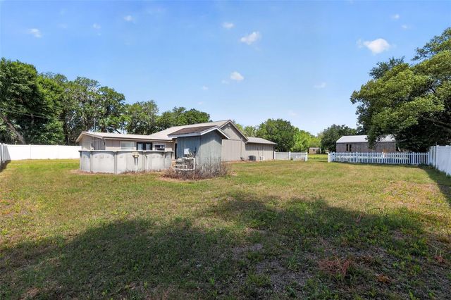 3240 APFEL ROAD, Wesley Chapel, FL 33543