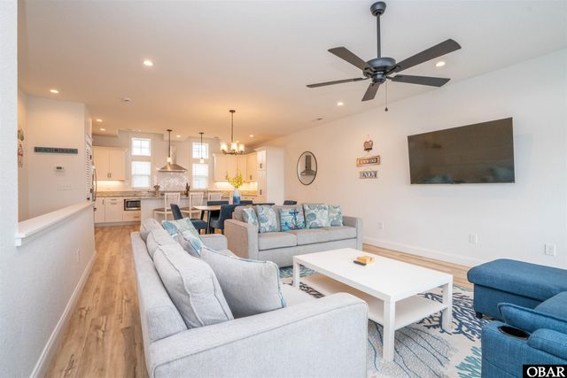 902 S Virginia Dare Trail Unit 102, Kill Devil Hills, NC 27948