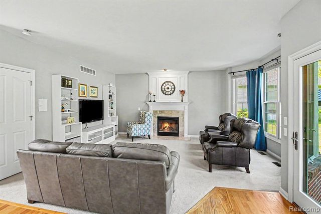 9367 Wildflower Way, Davisburg, MI 48350
