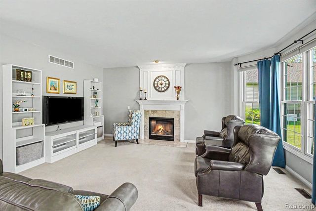 9367 Wildflower Way, Davisburg, MI 48350