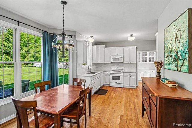 9367 Wildflower Way, Davisburg, MI 48350