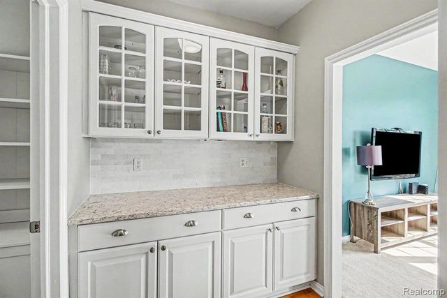 9367 Wildflower Way, Davisburg, MI 48350