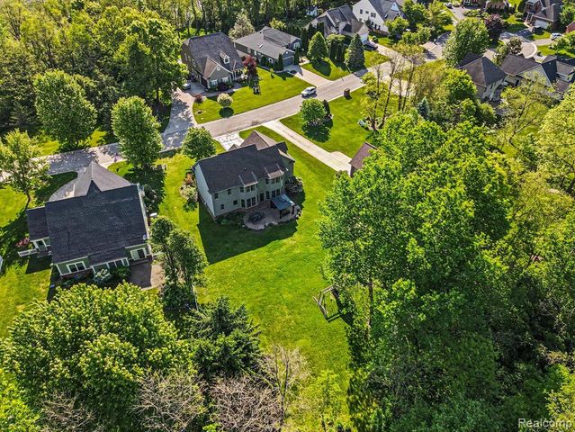 9367 Wildflower Way, Davisburg, MI 48350