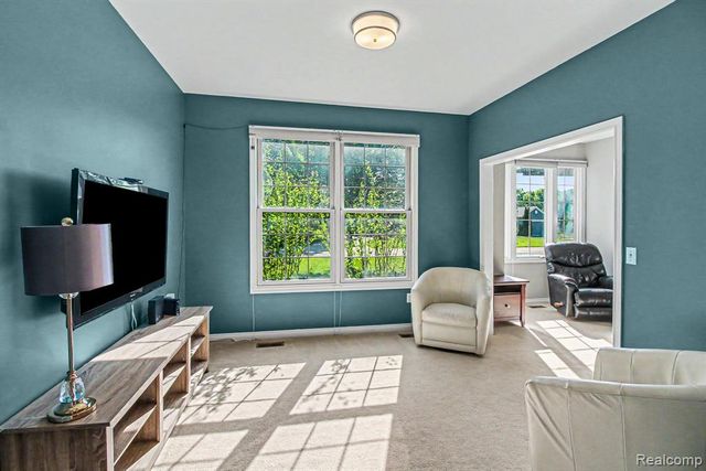 9367 Wildflower Way, Davisburg, MI 48350